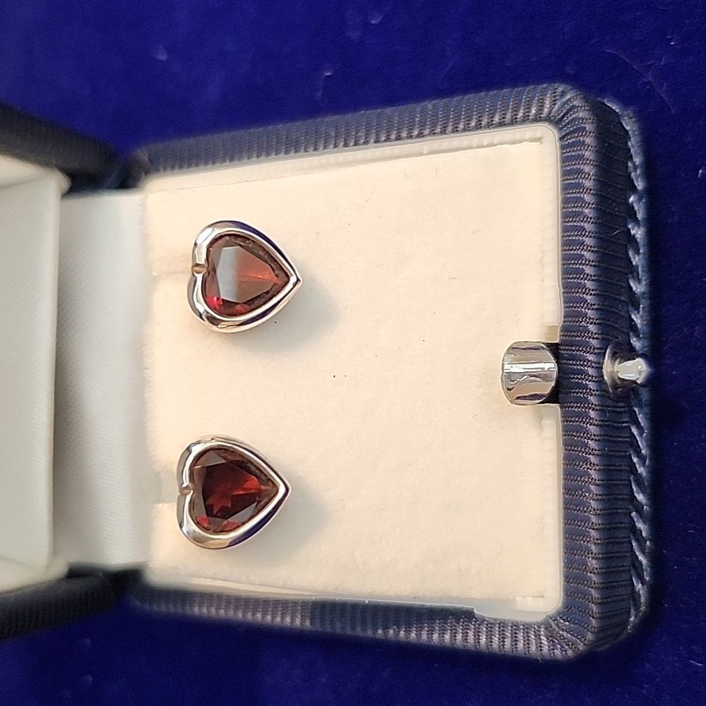 James Avery Garnet Heart Earrings